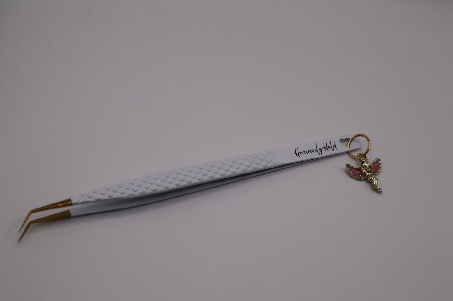Heavenly Hold Curved Isolation Tweezer 🪽