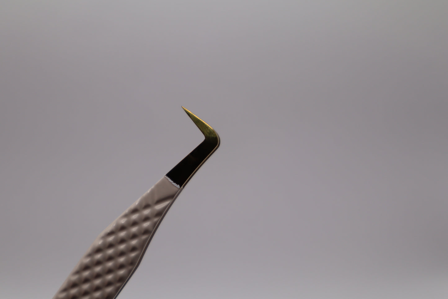 Divine Touch Volume Tweezer ✨