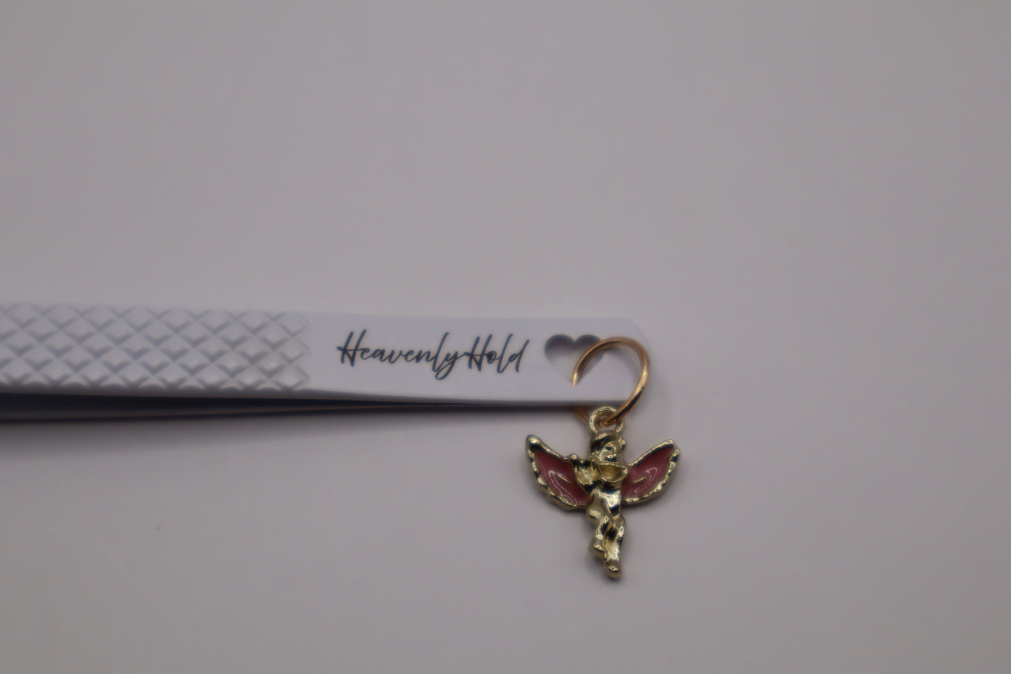 Heavenly Hold Curved Isolation Tweezer 🪽