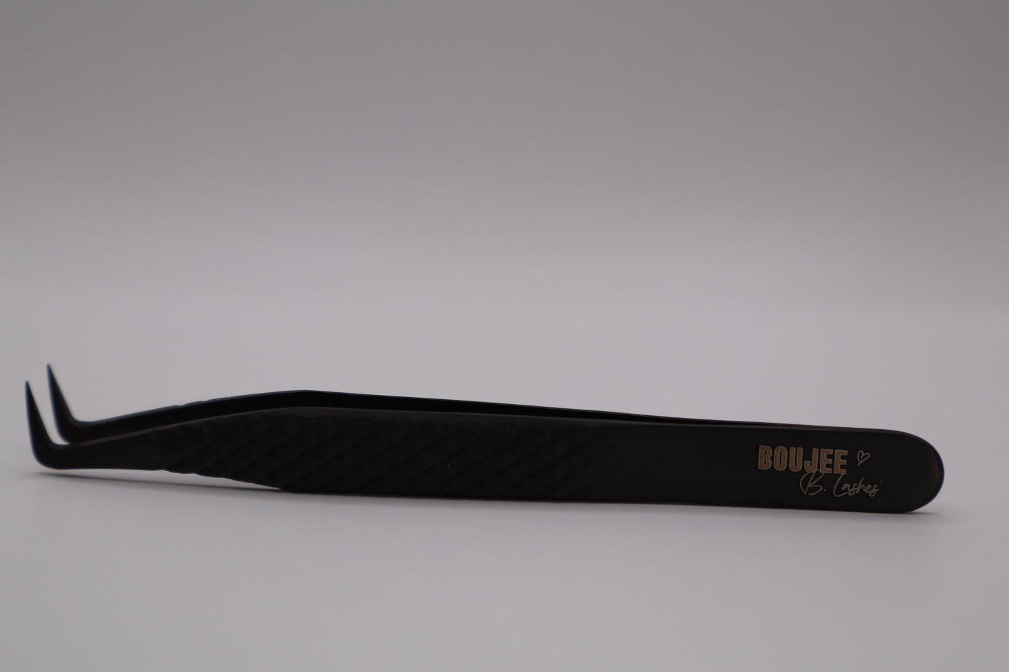Boujee B. Black Volume tweezer