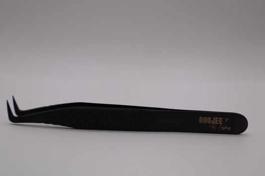 Boujee B. Black Volume tweezer